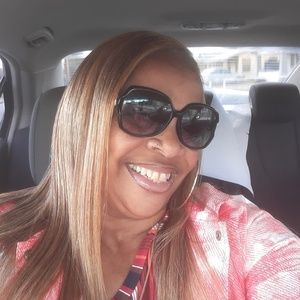 Meet your Posher, Nichole